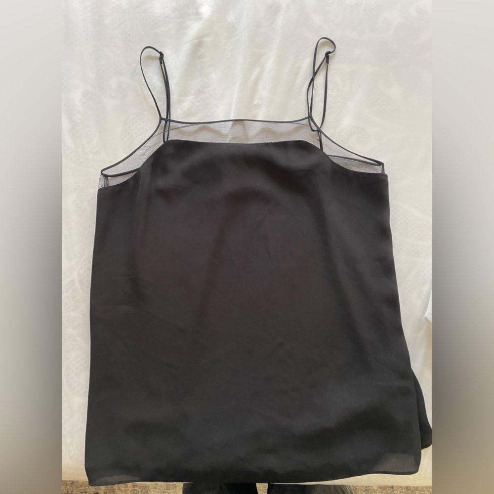 Aritzia slinky mesh tank